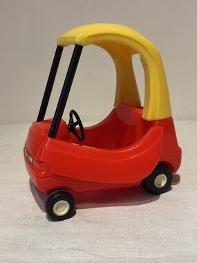 Vintage Little Tikes Dollhouse Coup Car